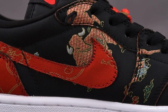 Cheap LUCY New Jordan Low Chinese 1 Year DD2233-001 OG 0630